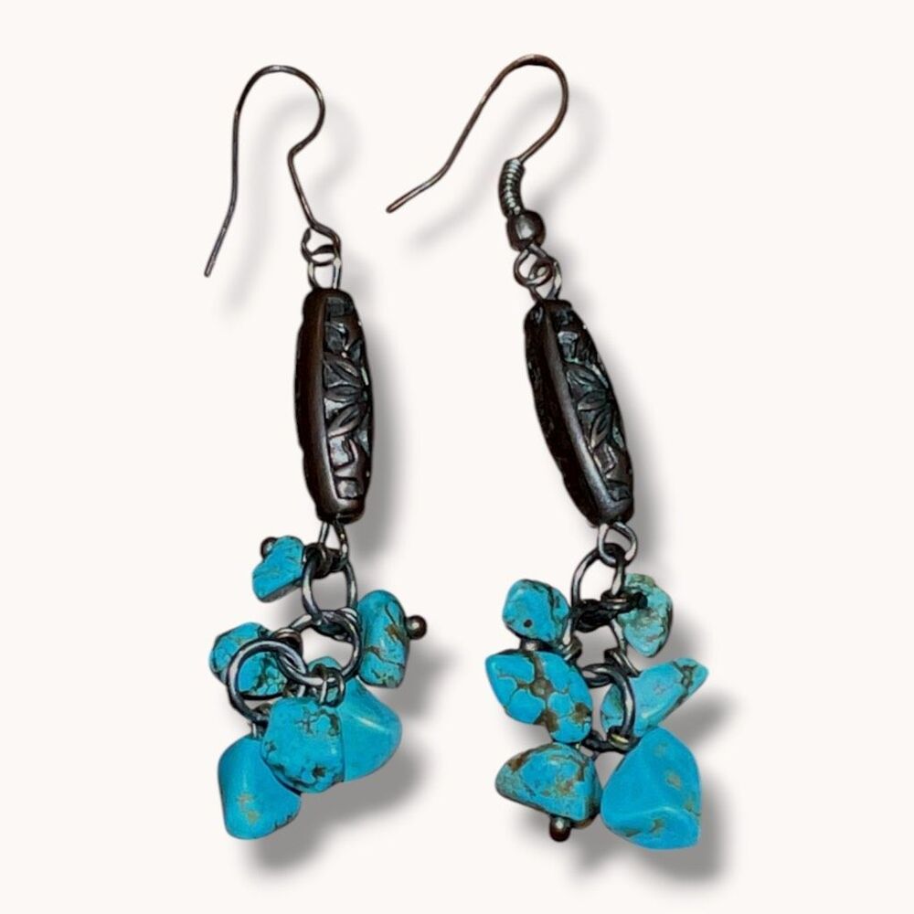 Turquoise Chip Cluster Dangle Earrings Southwestern Boho 2.25 Inch - Picture 3 of 8
